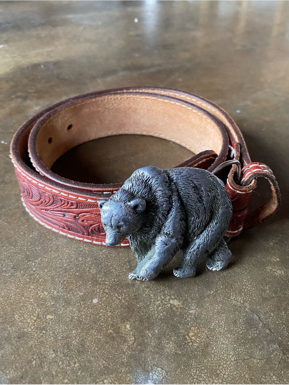 VTG Rare 1980 Grizzly Bear Brass Buckle & Tooled Leather Belt